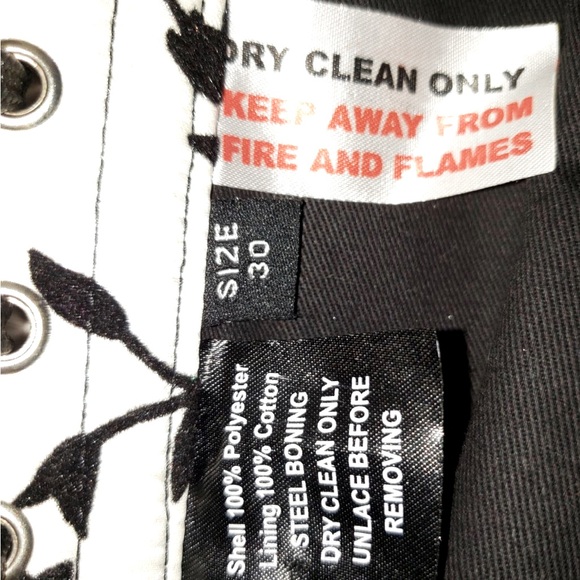 Corsets Queen Elliot Custom Made Corset - Picture 3 of 3